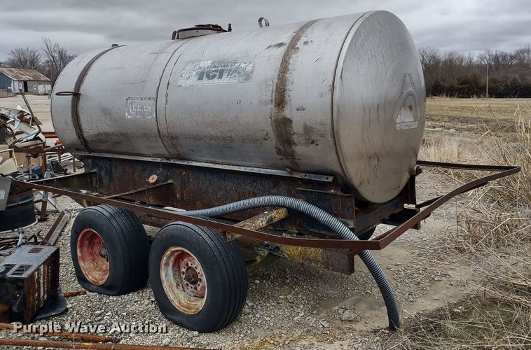 image for item DR8222 Vistron  tank trailer