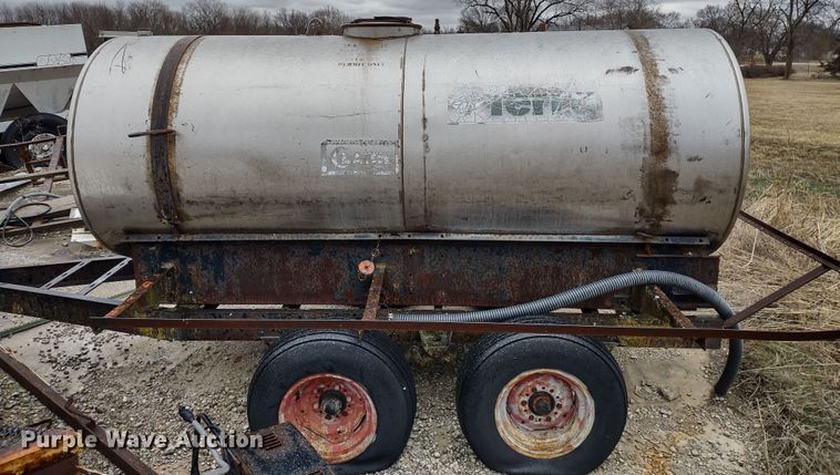 image for item DR8222 Vistron  tank trailer