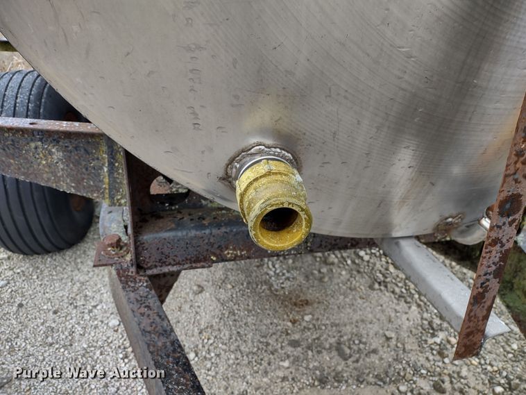 image for item DR8222 Vistron  tank trailer