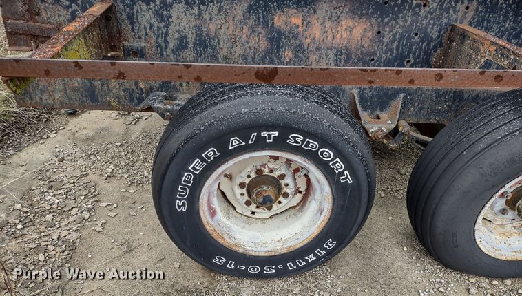 image for item DR8222 Vistron  tank trailer