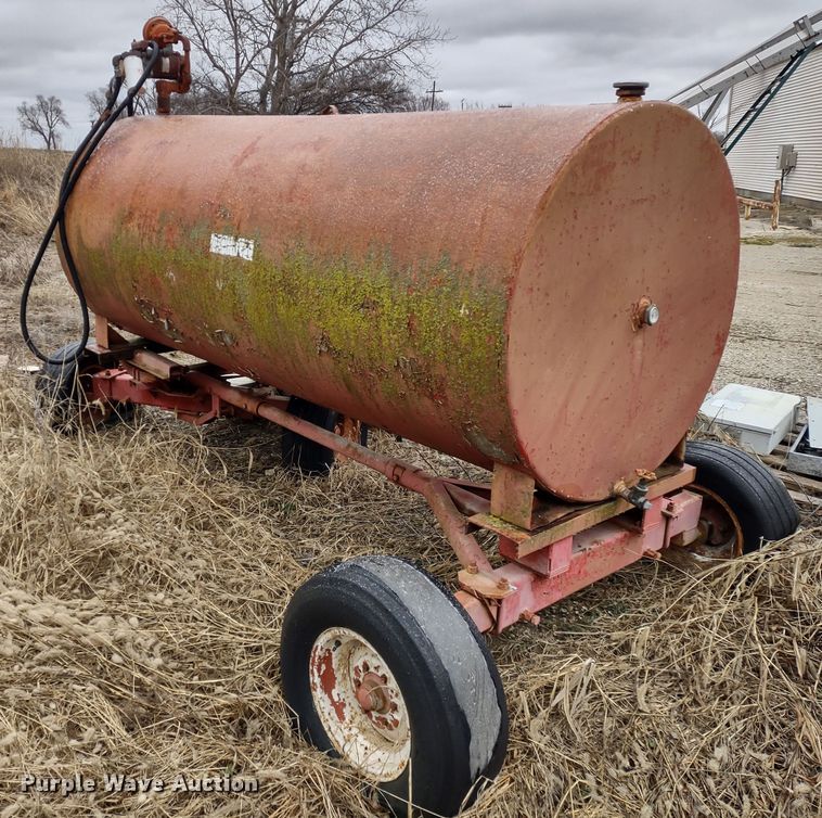 image for item DR8223 Fuel trailer