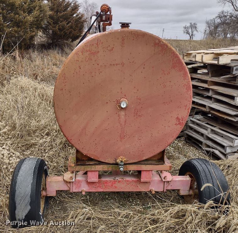 image for item DR8223 Fuel trailer