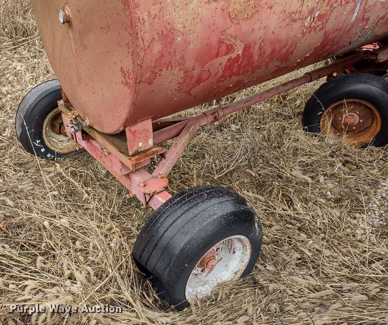 image for item DR8223 Fuel trailer