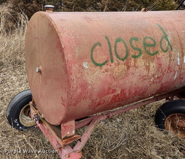 image for item DR8223 Fuel trailer