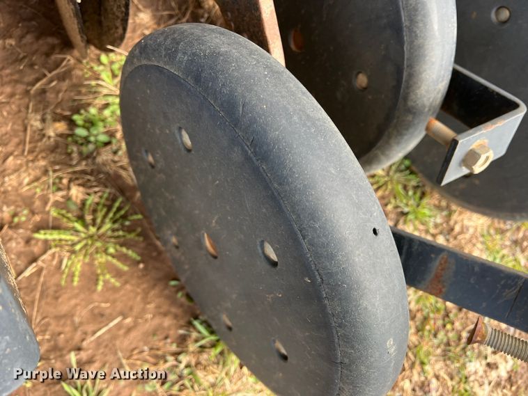 image for item DS2753 2004 John Deere 730  air seeder