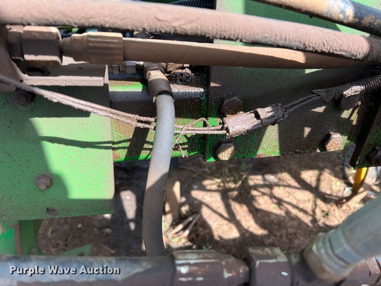 image for item DS2753 2004 John Deere 730  air seeder