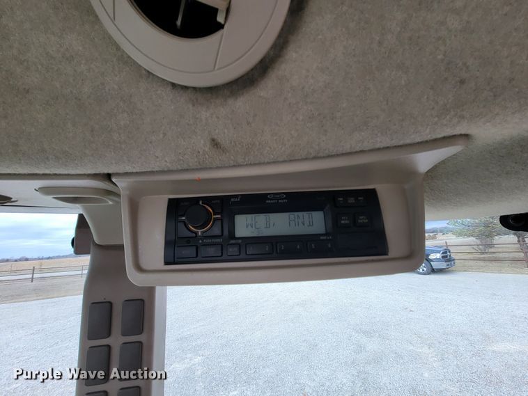 image for item HG9425 2014 John Deere 5055E  MFWD tractor