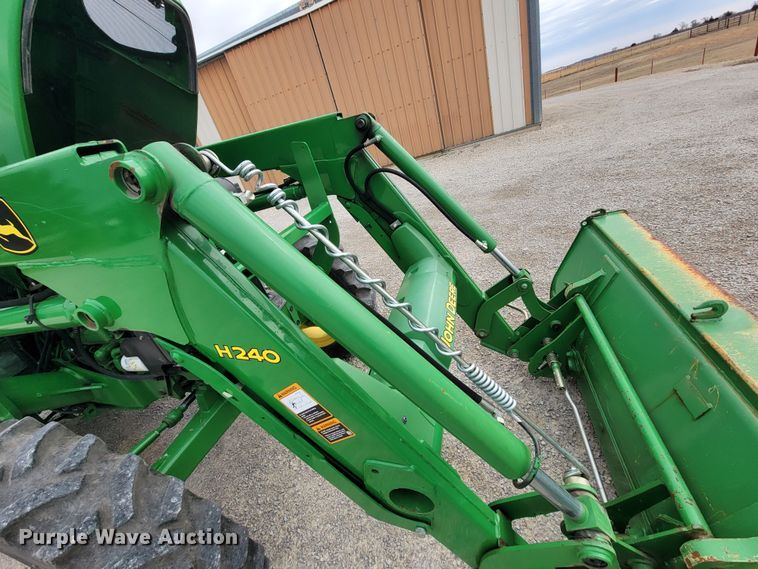 image for item HG9425 2014 John Deere 5055E  MFWD tractor