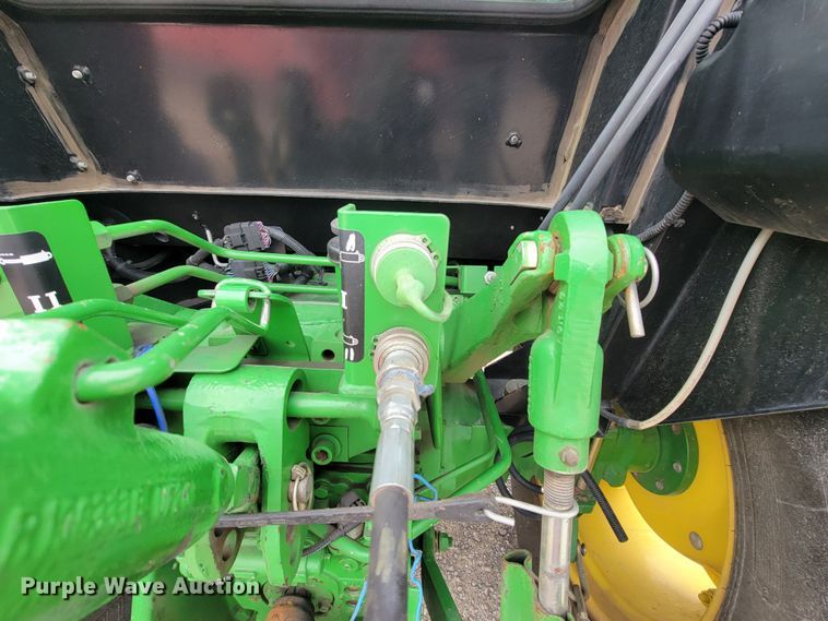 image for item HG9425 2014 John Deere 5055E  MFWD tractor