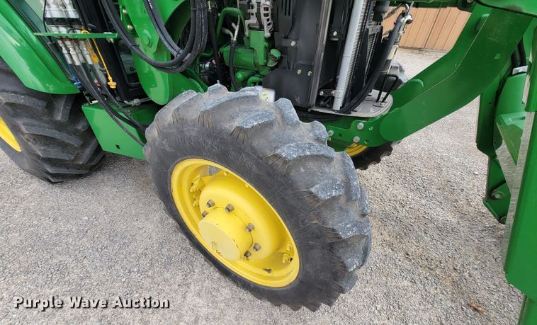 image for item HG9425 2014 John Deere 5055E  MFWD tractor