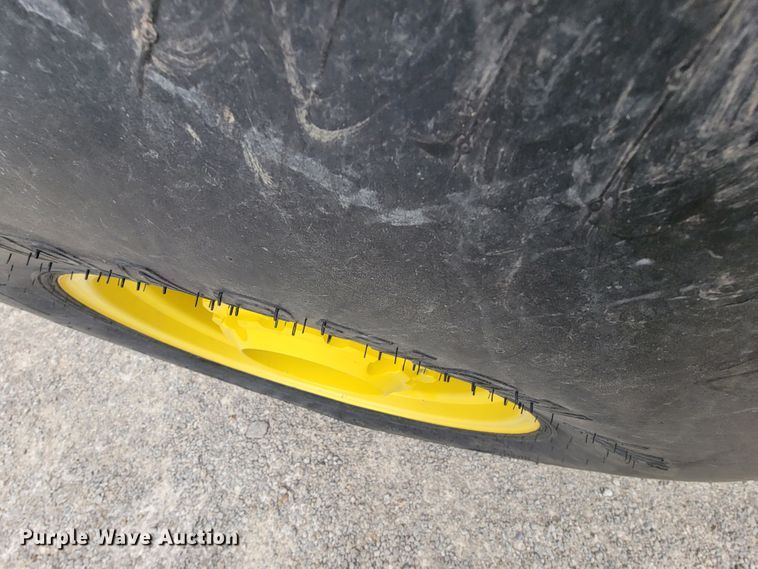 image for item HG9425 2014 John Deere 5055E  MFWD tractor