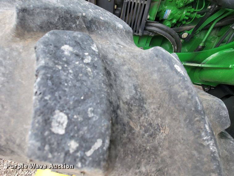 image for item HG9425 2014 John Deere 5055E  MFWD tractor