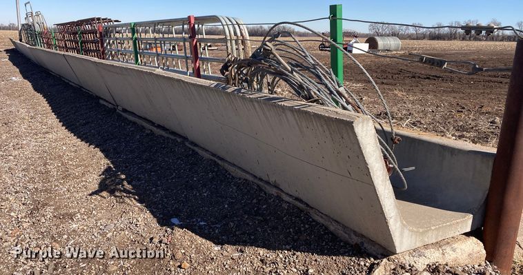 image for item HN9797 Livestock equipment