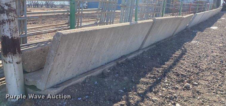 image for item HN9797 Livestock equipment