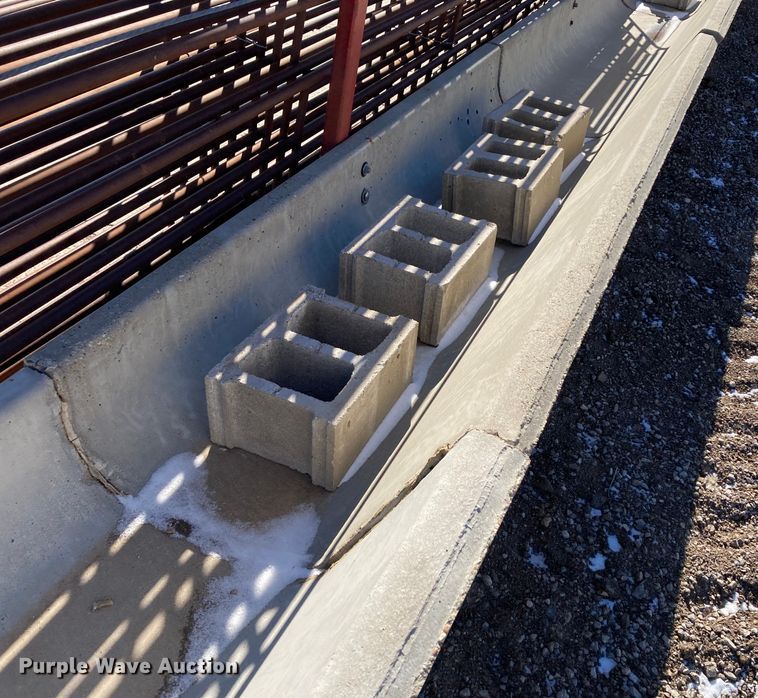 image for item HN9797 Livestock equipment