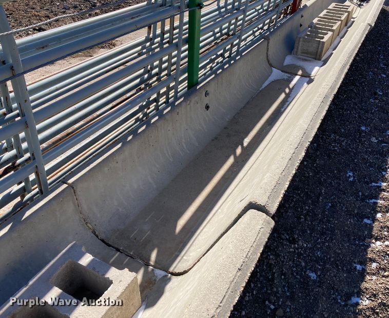 image for item HN9797 Livestock equipment