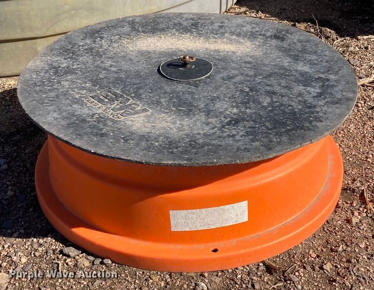 image for item HN9797 Livestock equipment