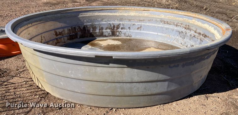 image for item HN9797 Livestock equipment