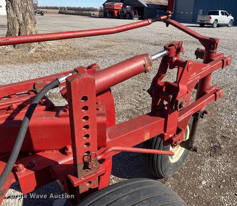 image for item HN9799 International 720  five bottom plow