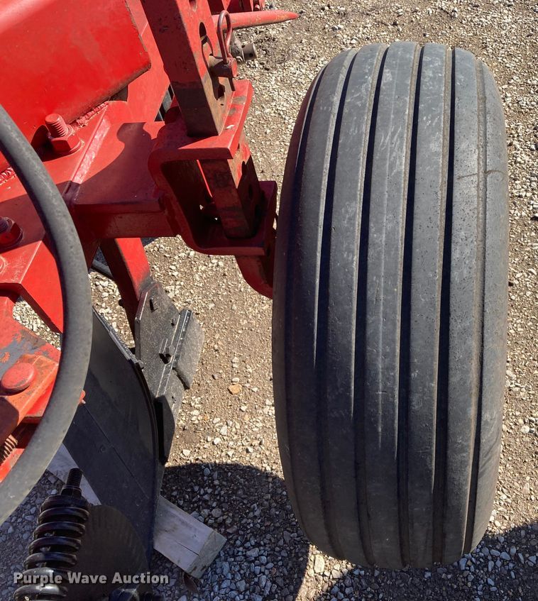 image for item HN9799 International 720  five bottom plow