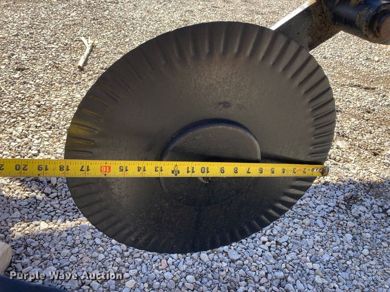 image for item HN9799 International 720  five bottom plow