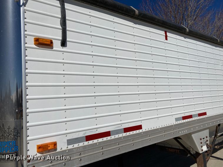 image for item HN9810 2005 Timpte  grain trailer