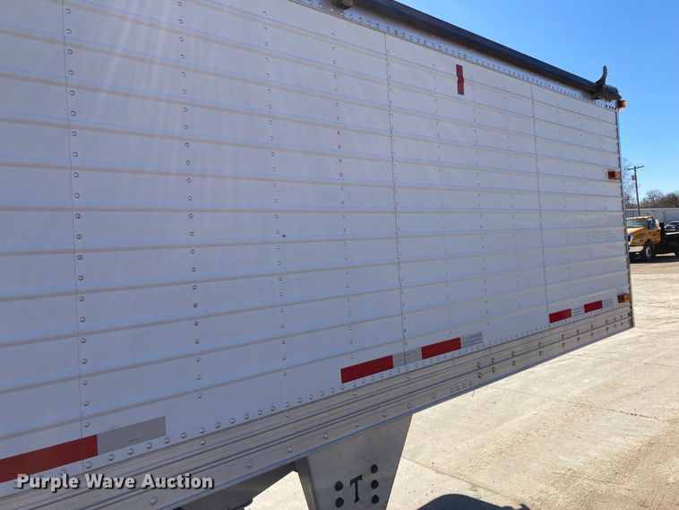 image for item HN9810 2005 Timpte  grain trailer