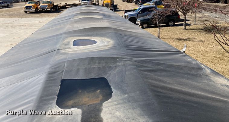 image for item HN9810 2005 Timpte  grain trailer