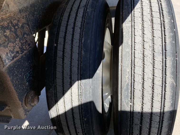 image for item HN9810 2005 Timpte  grain trailer