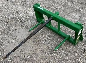 image for item HP9483 Frontier AB13E  bale spear