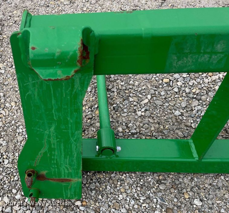 image for item HP9483 Frontier AB13E  bale spear