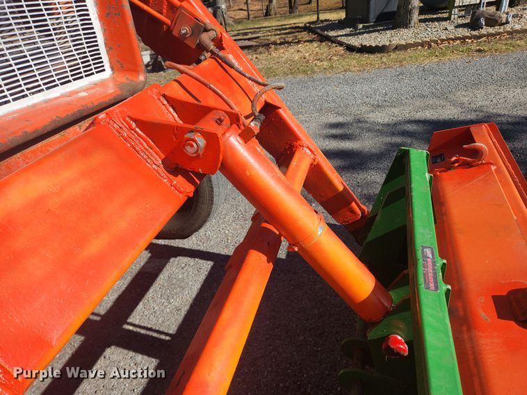 image for item JB9624 1967 Allis Chalmers 180  tractor