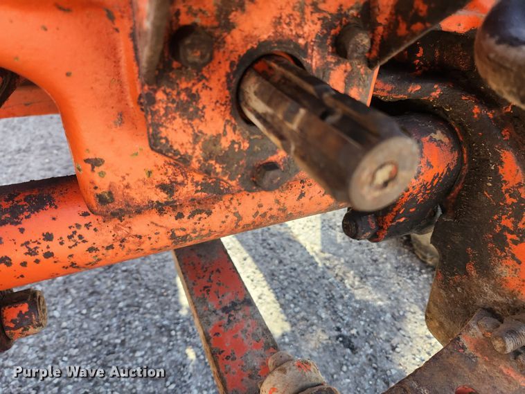 image for item JB9624 1967 Allis Chalmers 180  tractor