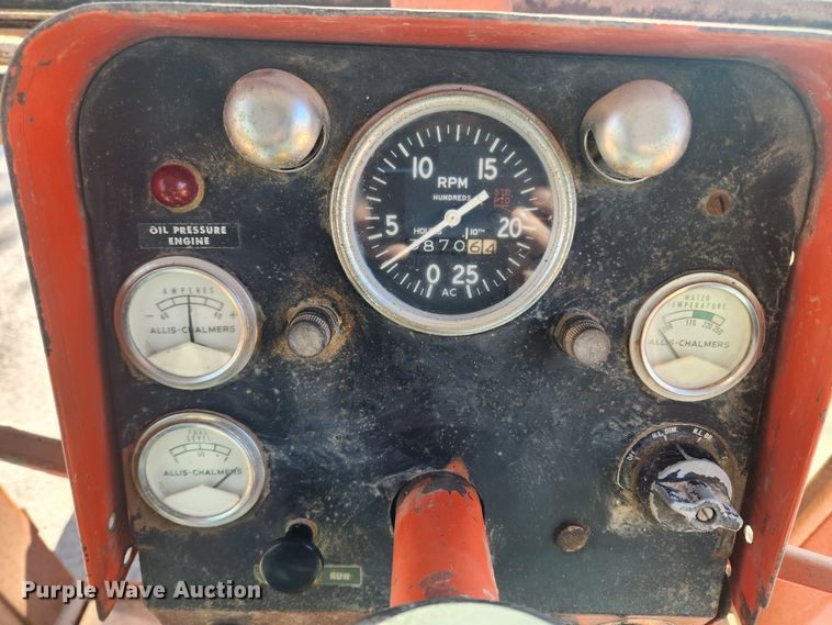 image for item JB9624 1967 Allis Chalmers 180  tractor