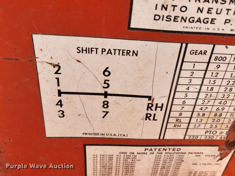 image for item JB9624 1967 Allis Chalmers 180  tractor