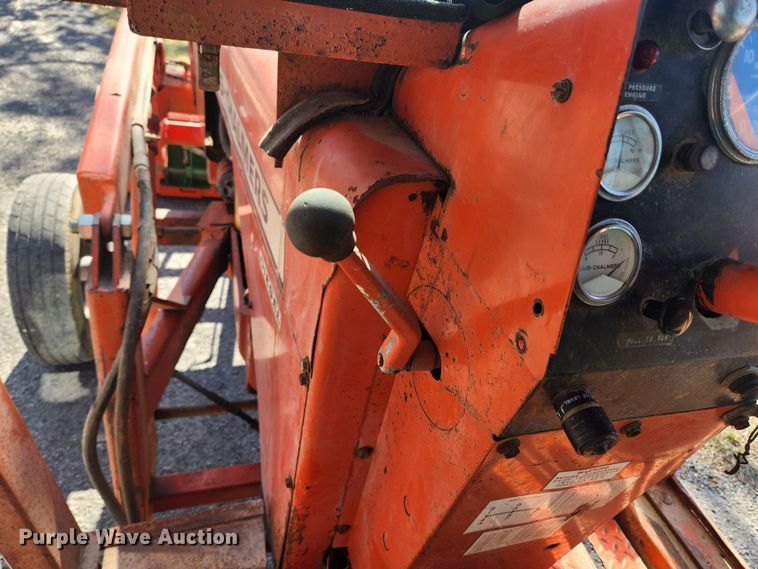 image for item JB9624 1967 Allis Chalmers 180  tractor