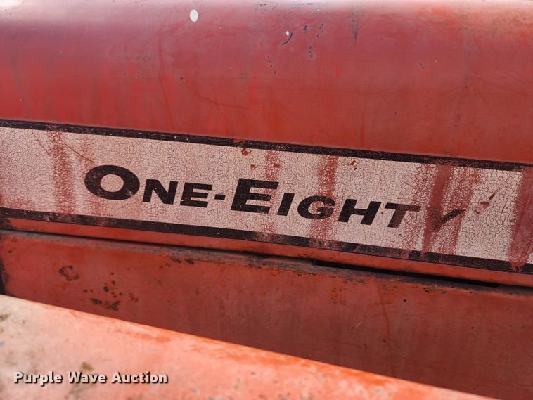 image for item JB9624 1967 Allis Chalmers 180  tractor