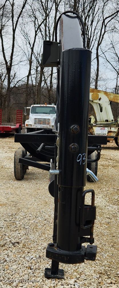 image for item JB9664 2021 Freedom 32GN  hay bale trailer