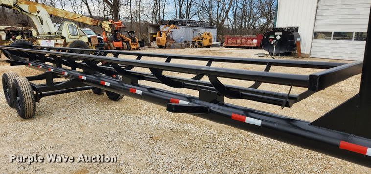 image for item JB9664 2021 Freedom 32GN  hay bale trailer