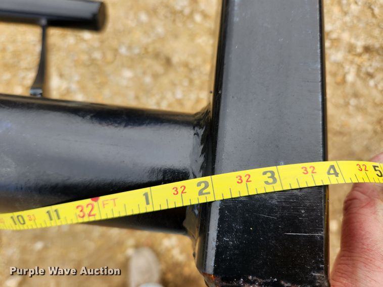 image for item JB9664 2021 Freedom 32GN  hay bale trailer