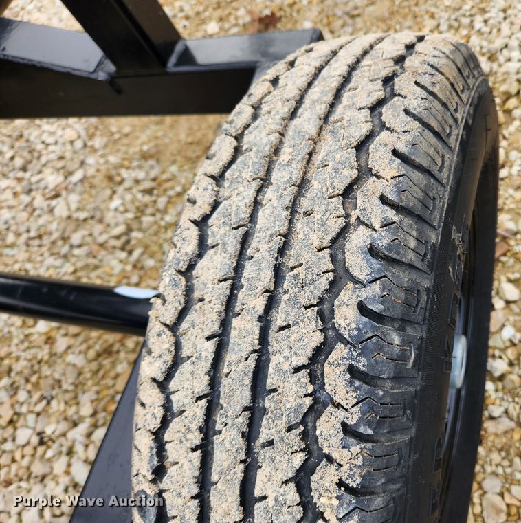 image for item JB9664 2021 Freedom 32GN  hay bale trailer