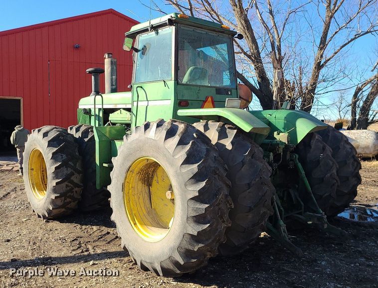 image for item JG9423 John Deere 8630  4WD tractor