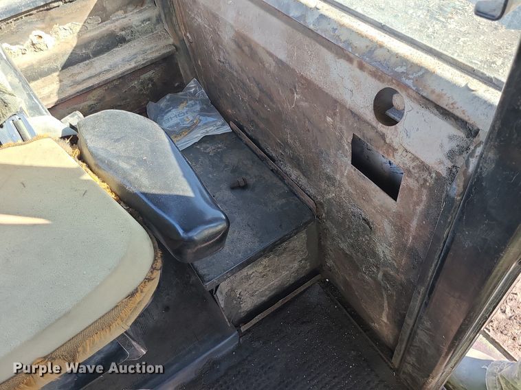 image for item JG9423 John Deere 8630  4WD tractor