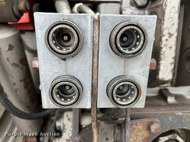 image for item LA9784 1982 Massey Ferguson 2775  tractor