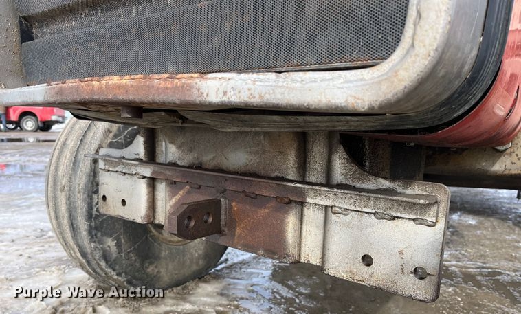 image for item LA9784 1982 Massey Ferguson 2775  tractor