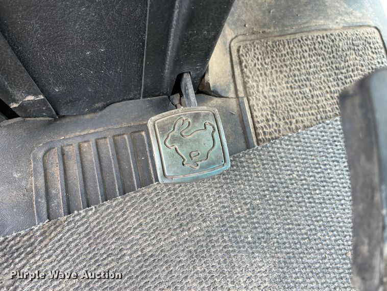 image for item LA9784 1982 Massey Ferguson 2775  tractor