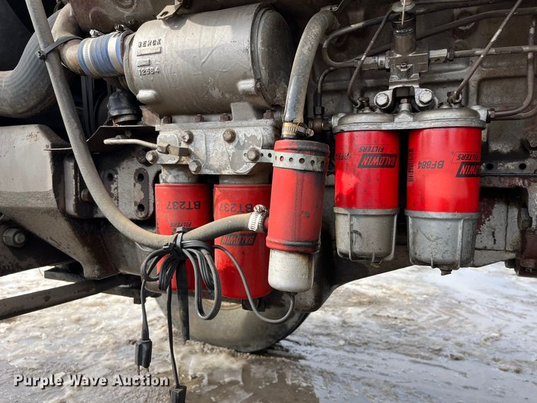 image for item LA9784 1982 Massey Ferguson 2775  tractor