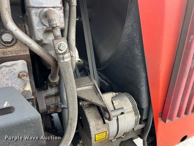 image for item LA9784 1982 Massey Ferguson 2775  tractor