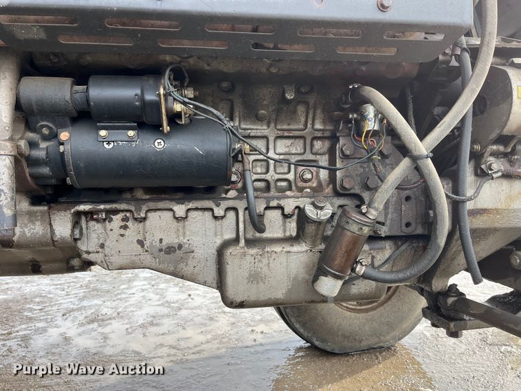 image for item LA9784 1982 Massey Ferguson 2775  tractor