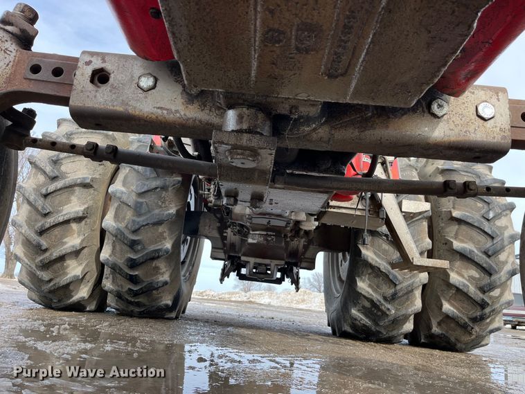 image for item LA9784 1982 Massey Ferguson 2775  tractor